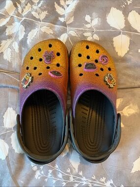 CROCS Women’s Glitter Hocus Pocus Clogs